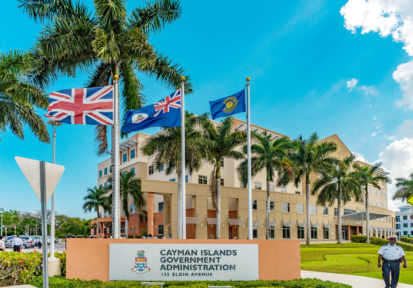 The Cayman Islands: The Perfect Place to Live and Work – Foreign
